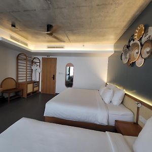 Leaf Beachfront Hotel Da Nang